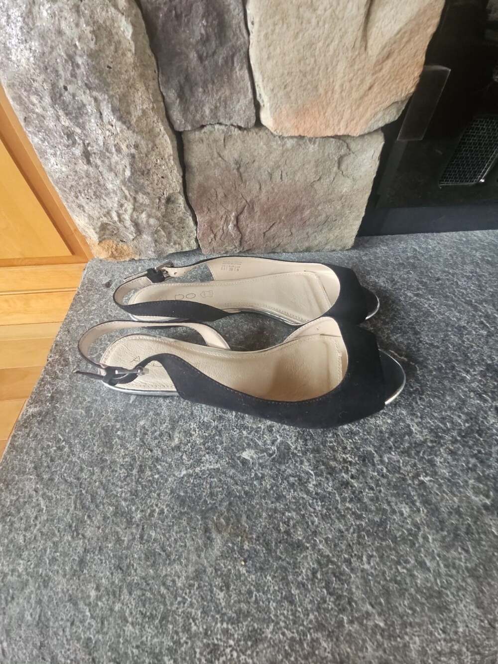 Womens Aldo Black Suede Peep Toe Slingback Shoes with Silver Toe Cap Size 8.5